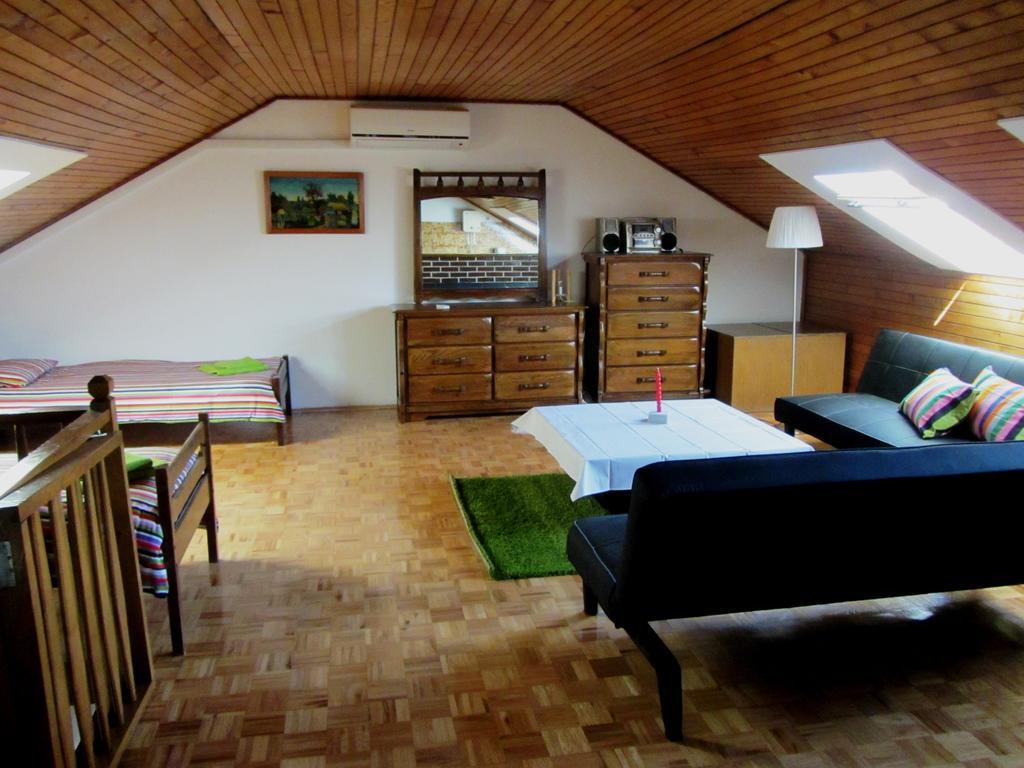 Holiday House Sara Opatija Rum bild